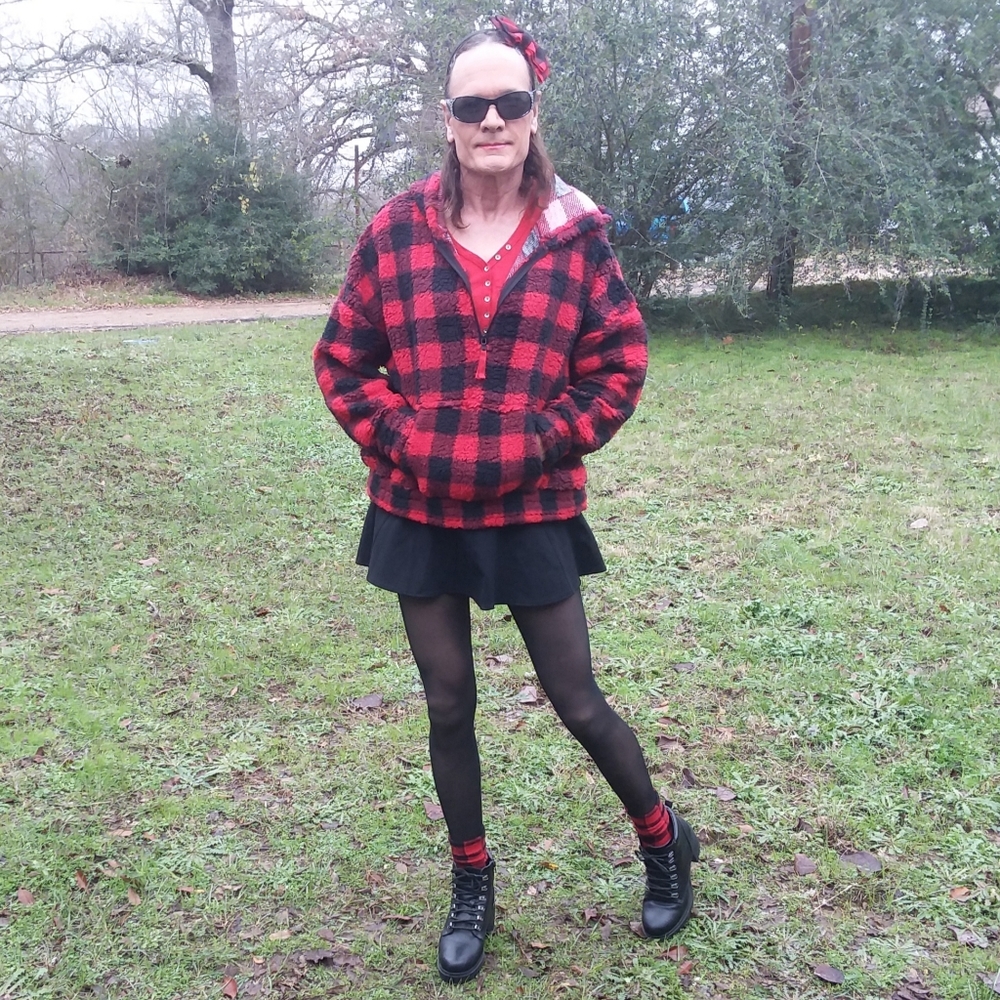 Complete Outfits - Picture 14 of 16